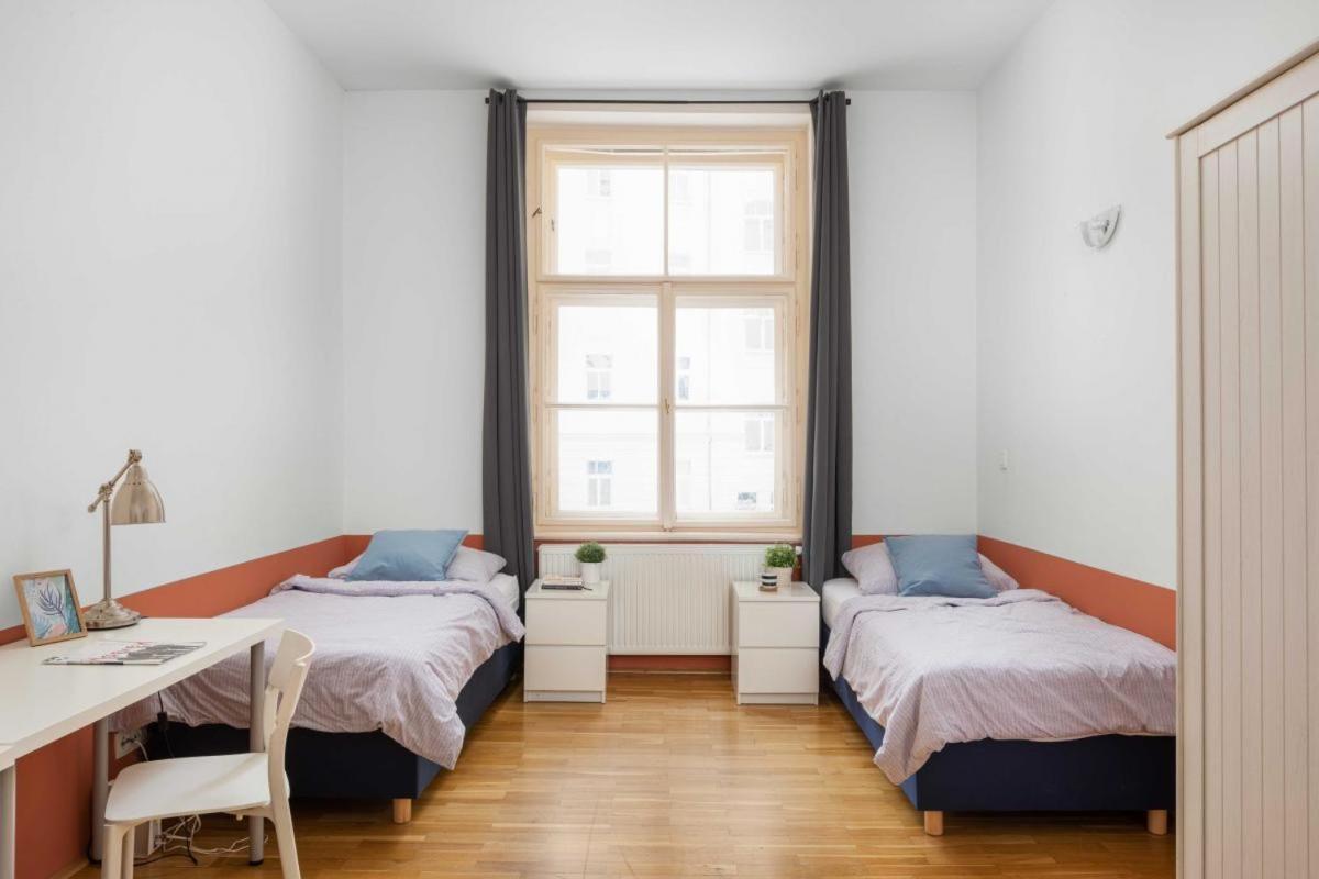 Letna Apartments Prága Kültér fotó